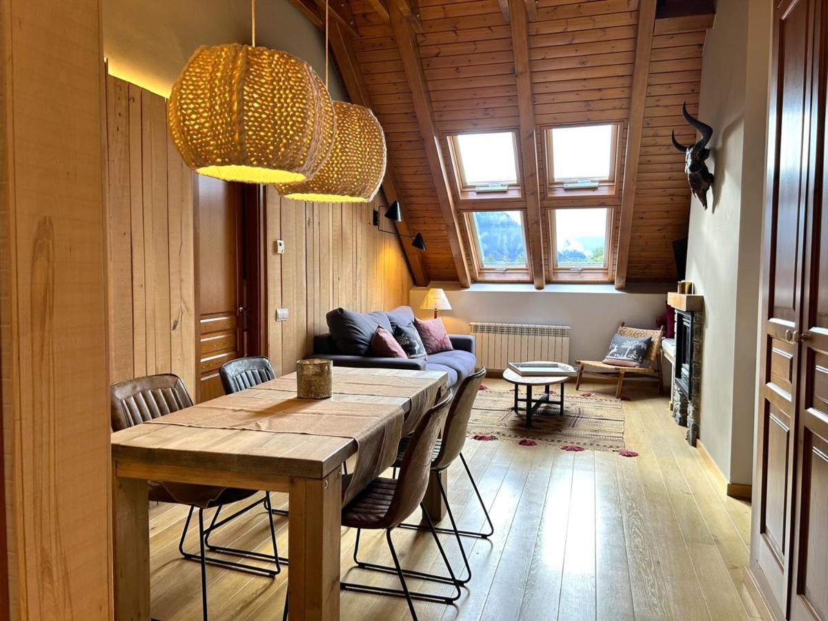 Atic De Luxe I Rustic A Esterri D'Aneu By Rural D'Aneu Exterior photo
