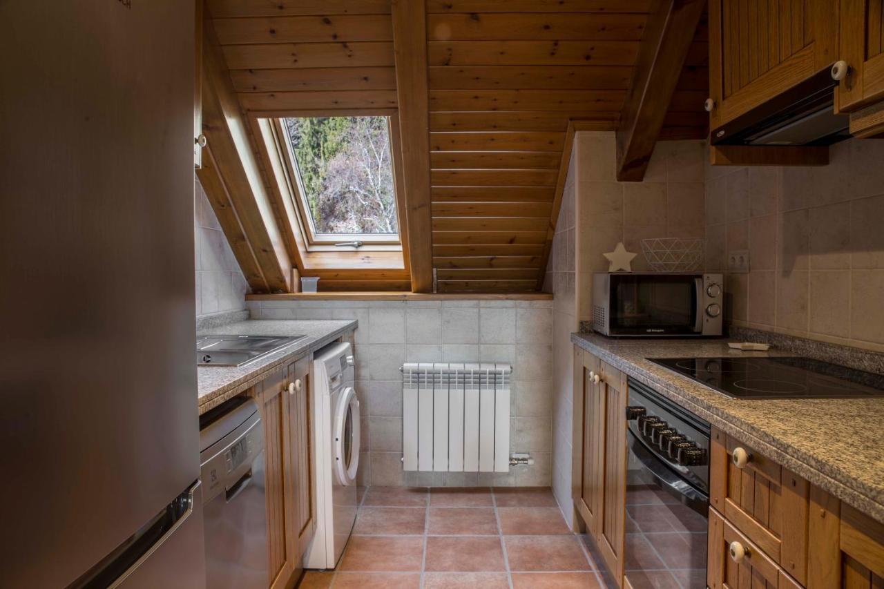 Atic De Luxe I Rustic A Esterri D'Aneu By Rural D'Aneu Exterior photo